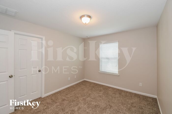 Building Photo - 7031 Azalea Grove Dr
