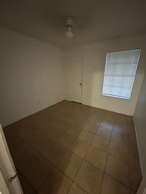Building Photo - 118 Pine Meadow Dr