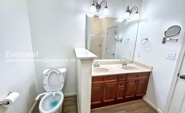 Building Photo - 6082 Townley Ct