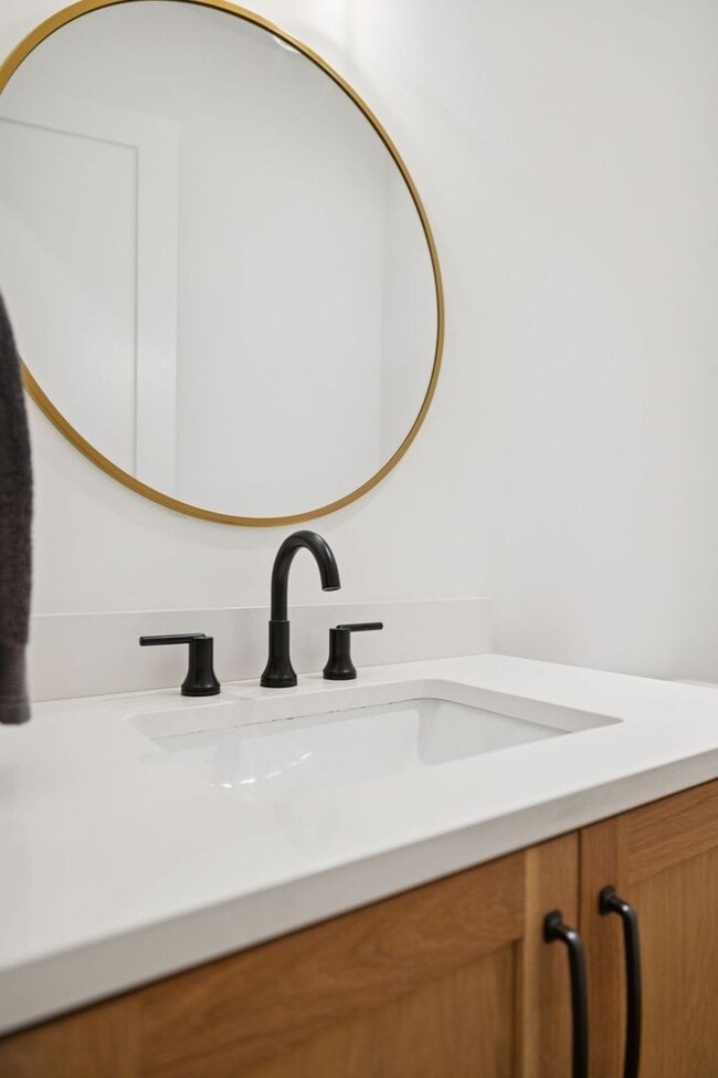 Building Photo - Experience elevated living in this beautifully crafted brick residence located in the heart of Ed...