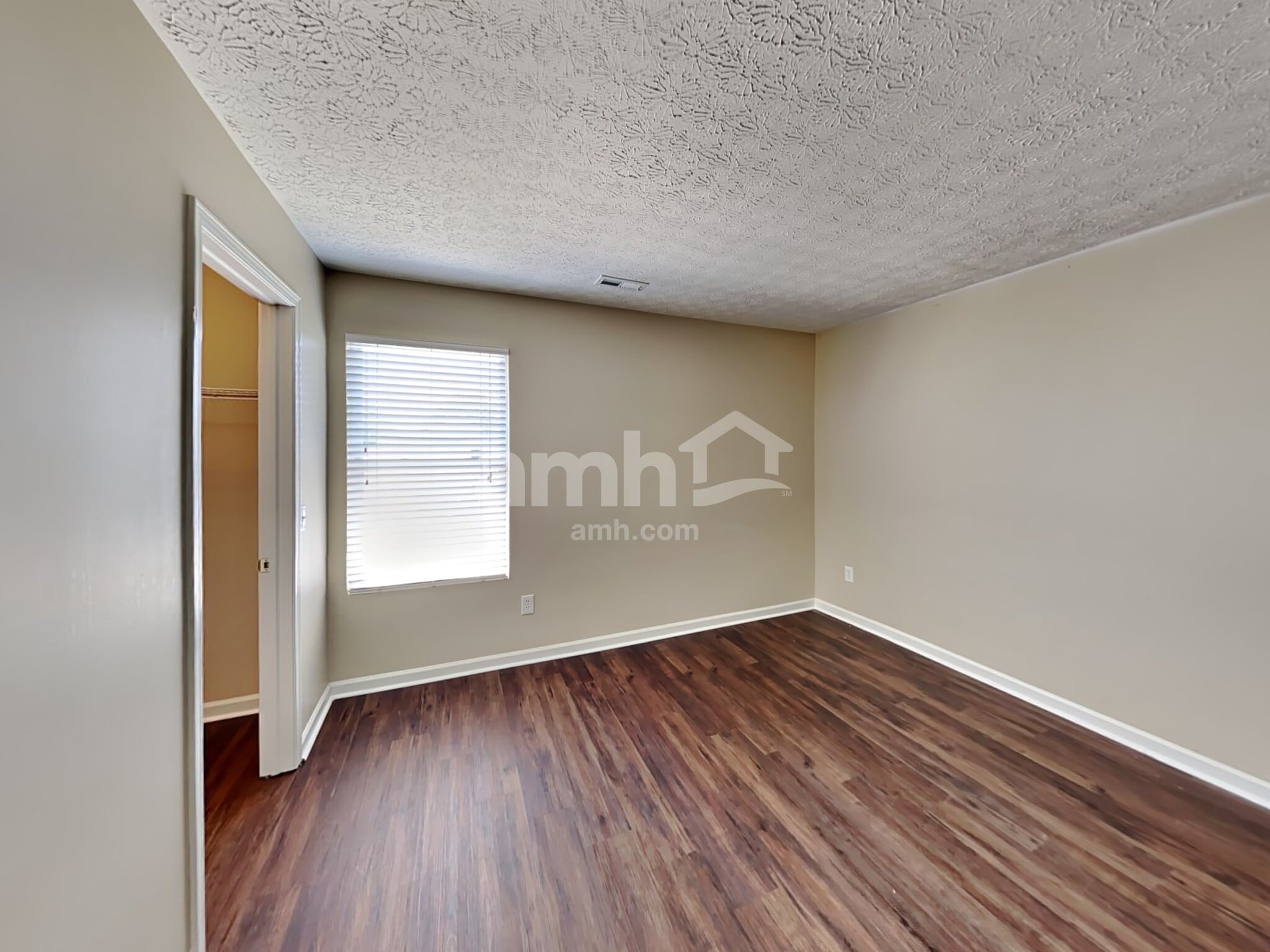 Building Photo - 8157 Grant Park Ave