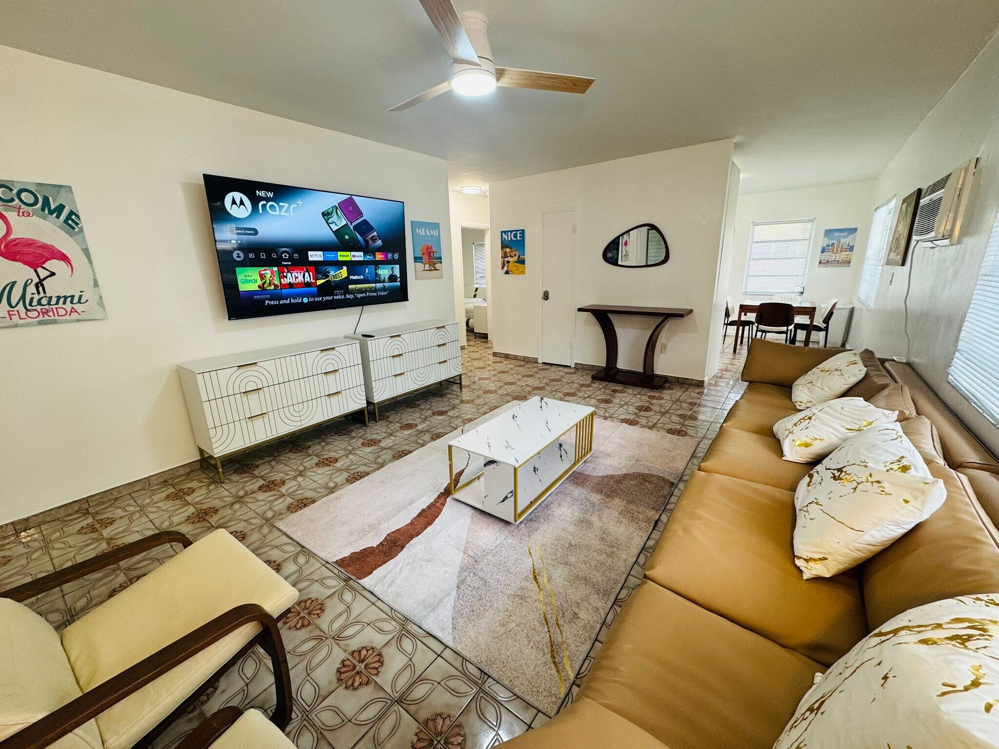 Apt#1 Living Room - 650 Pennsylvania Ave