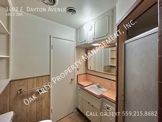 Building Photo - 3492 E Dayton Ave