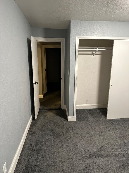 Building Photo - 1326 7th Ave N