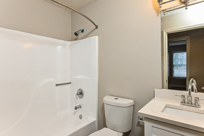 Building Photo - 4834 Diggers Way