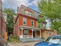 Building Photo - Large Updated 4 BR Home!