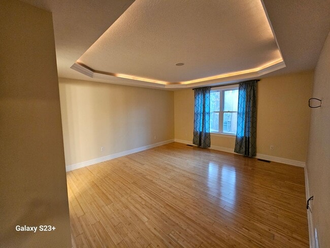Building Photo - 6169 Marteney Ave