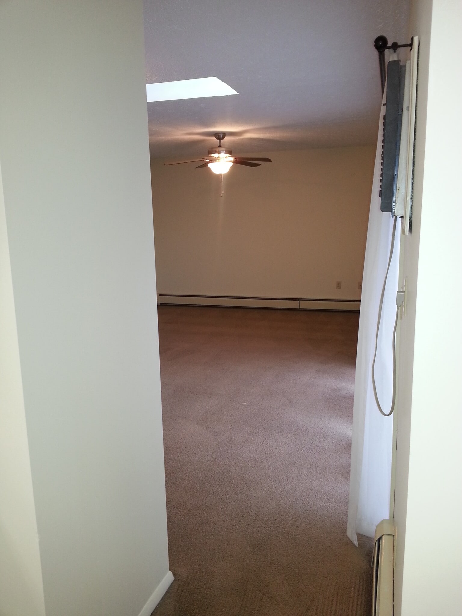 Kitchen toward Living Room - 4011 Rockwell Ave