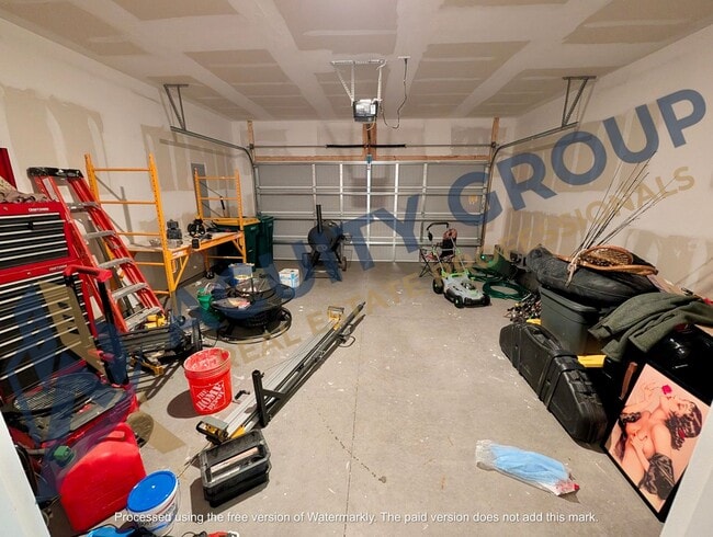 Building Photo - 501 Redwood St N