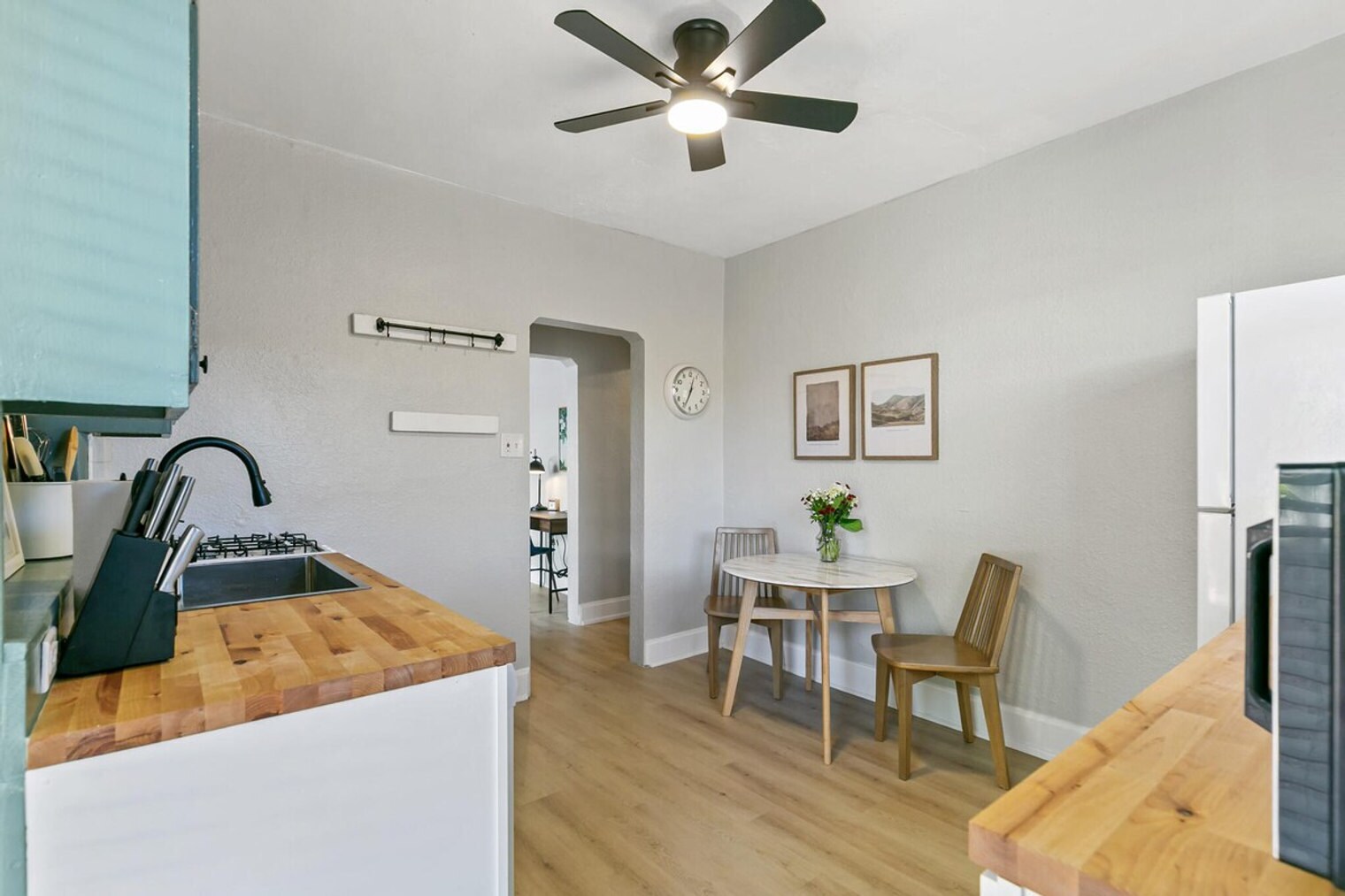 Building Photo - 1073 N Downing St