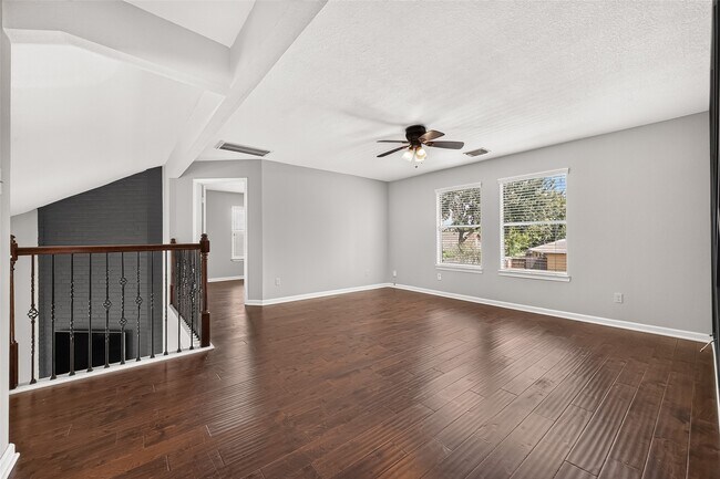 Building Photo - 6419 Paso Del Sol Dr