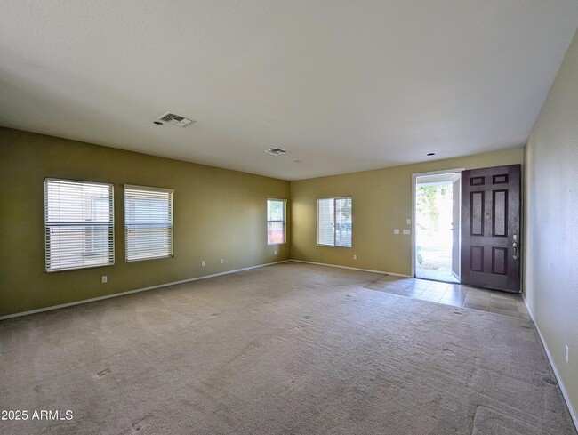 Building Photo - 6455 W Orchid Ln