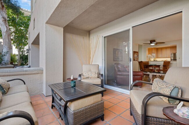 Building Photo - Total Quality Living! El Escorial... EAST BEACH!