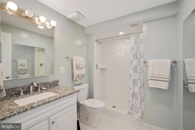 Building Photo - 8418 Stonewall Dr