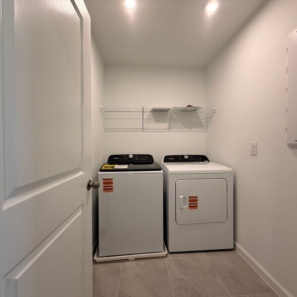 Building Photo - 3276 Gardenia Reserve St