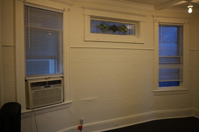 Building Photo - 45 Neptune Ave