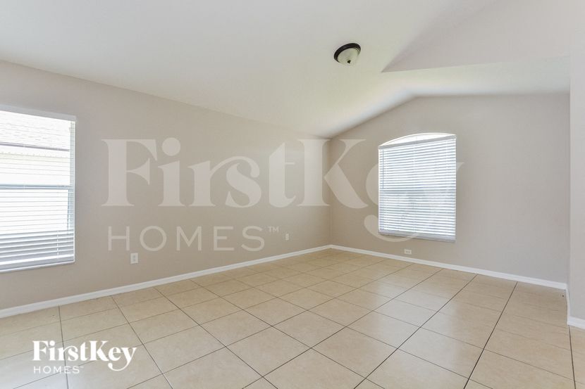 Building Photo - 5216 Sunset Canyon Dr