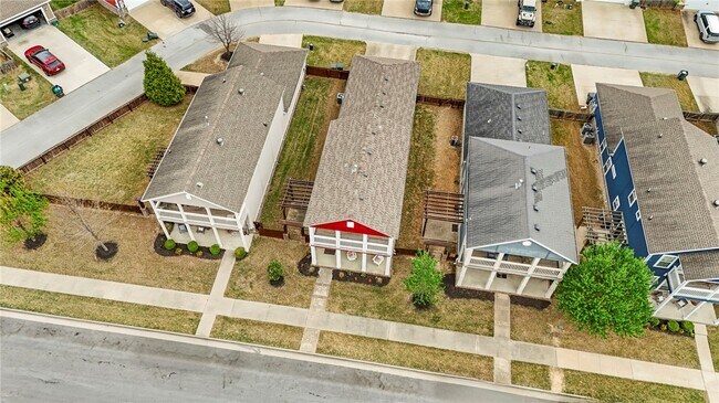 Building Photo - 614 N Keats Dr