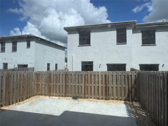 Building Photo - 13379 SW 287th St