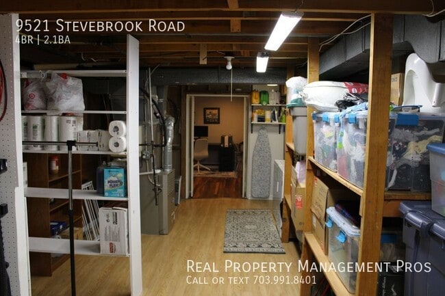 Building Photo - 9521 Stevebrook Rd