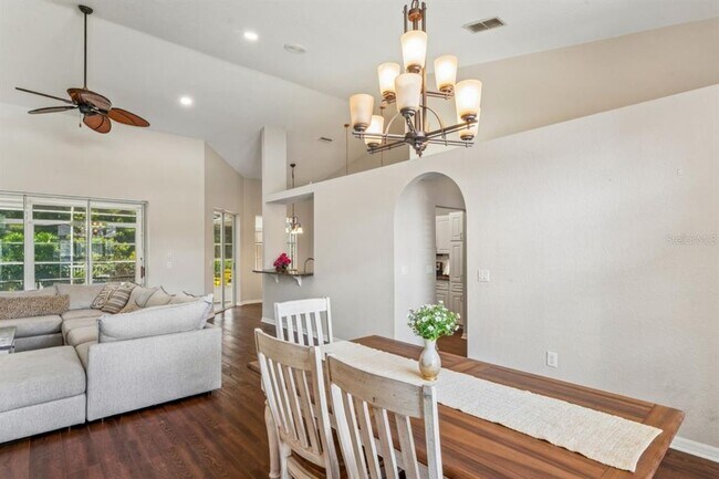 Building Photo - 23218 Cypress Trail Dr