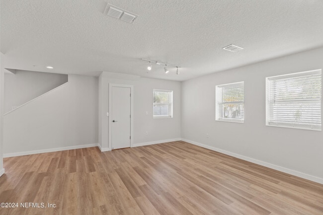 Building Photo - 223 19th St N