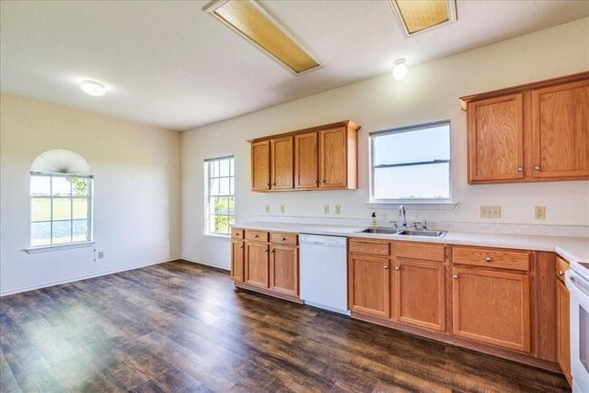 Building Photo - 1644 Co Rd 139