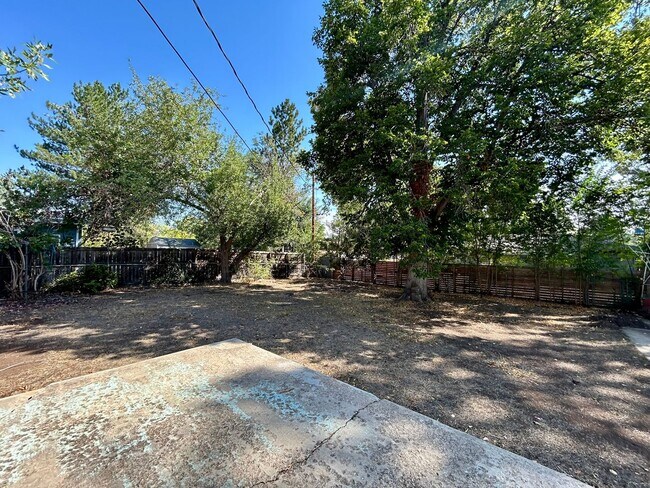 Building Photo - 740 38th St