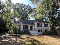 Building Photo - 6611 Lancer Dr