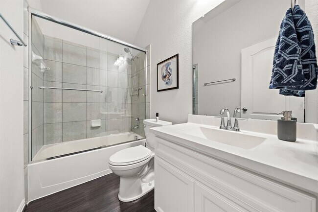 Building Photo - 23706 Via Viale Dr