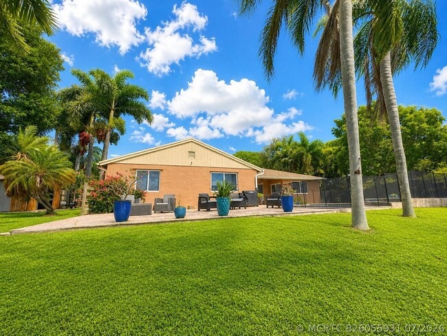 Building Photo - 5040 SW 117th Way