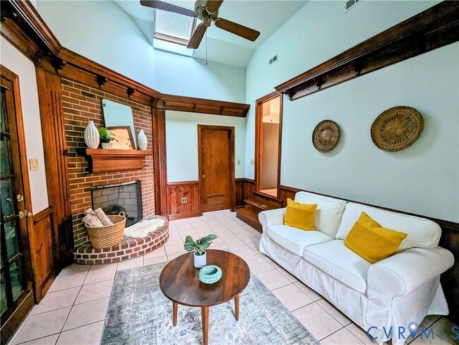 Building Photo - 8401 Bronwood Rd