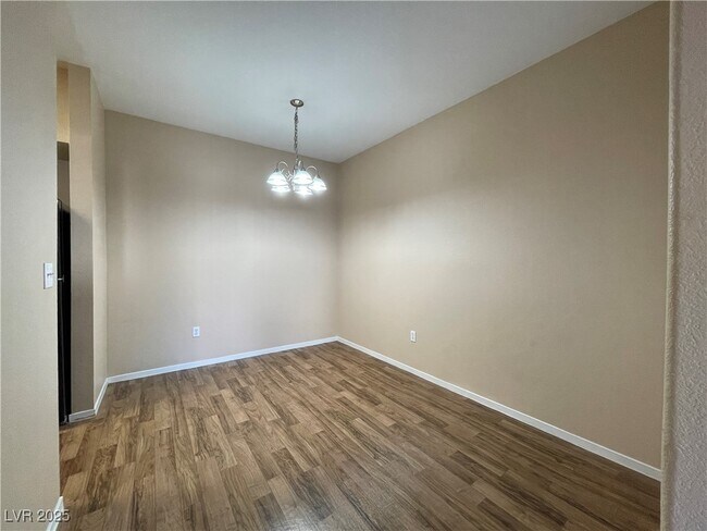 Building Photo - 45 Maleena Mesa St