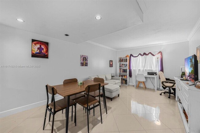Building Photo - 8240 SW 149th Ct