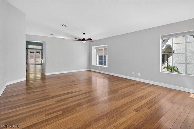 Building Photo - 405 Crater Ct