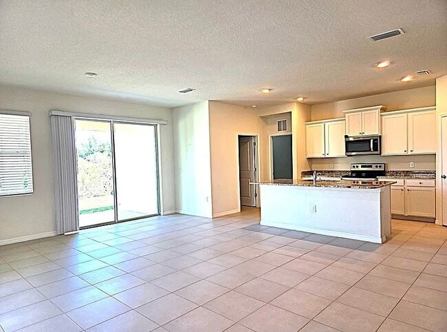 Building Photo - 3908 Mossy Limb Ct