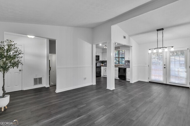 Building Photo - 2835 Mt Tabor Cir