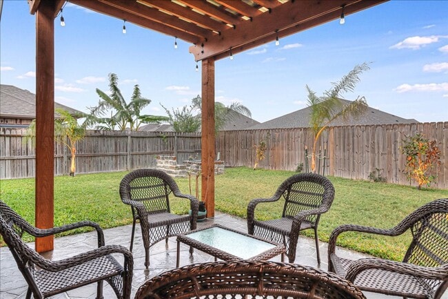 Building Photo - 7938 Fort Griffen Dr