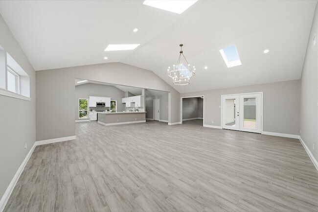 Building Photo - 2603 Baycrest Dr