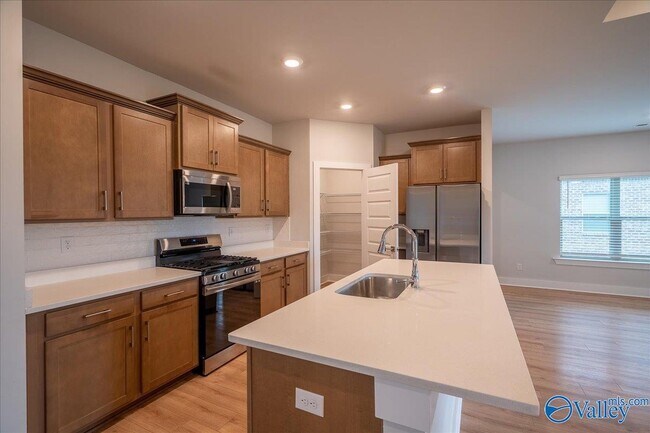 Building Photo - 14872 Demarie Ln