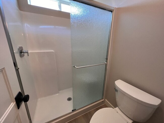 Building Photo - Brand new 3 bedroom home In South Springfi...