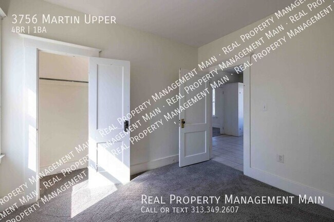 Building Photo - 3756 Martin St