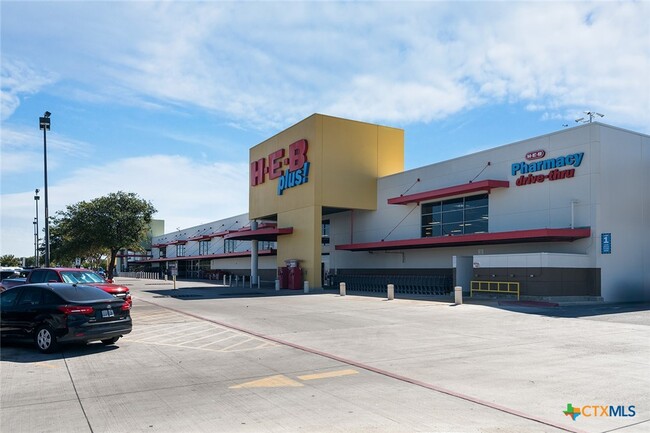 Building Photo - 1500 Bacon Ranch Rd