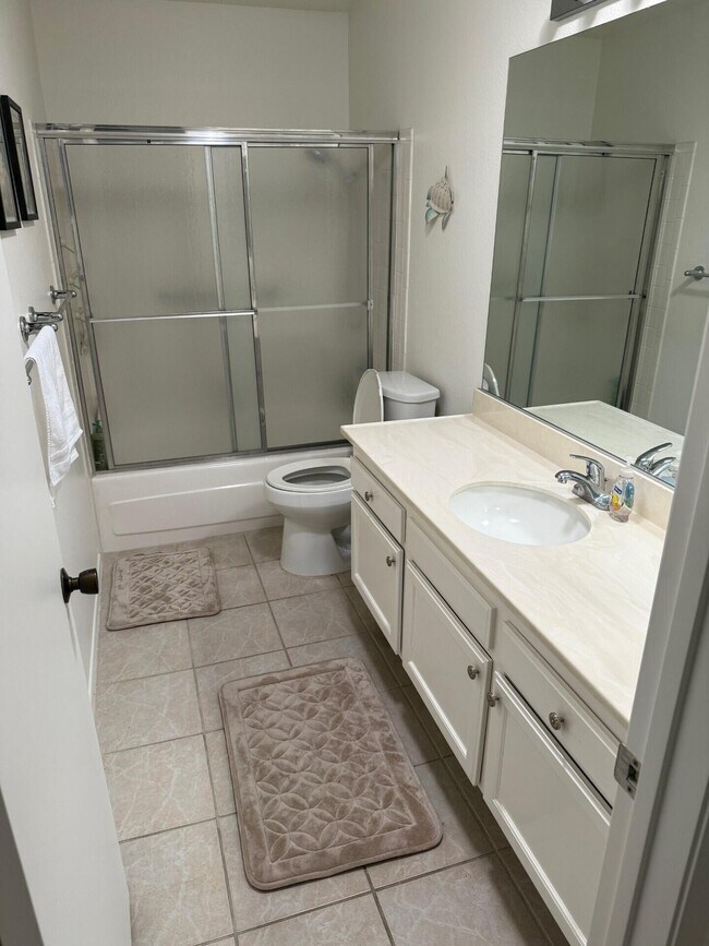 Building Photo - 142 La Cerra Dr