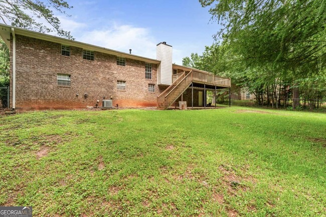 Building Photo - 115 Club Cir