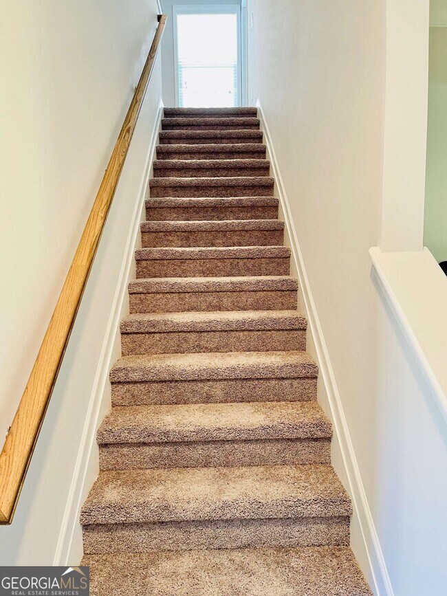 Building Photo - 3030 Westgate Park Dr