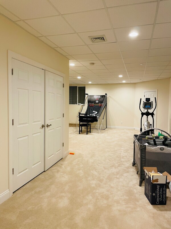Building Photo - 105 Nicole's Way