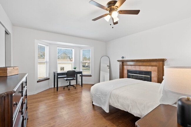 Building Photo - 1315 Washington St