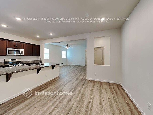 Building Photo - 17169 W Diana Ave