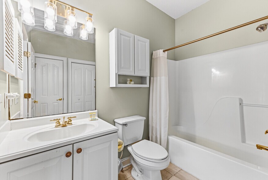Building Photo - 4627 Wild Iris Dr